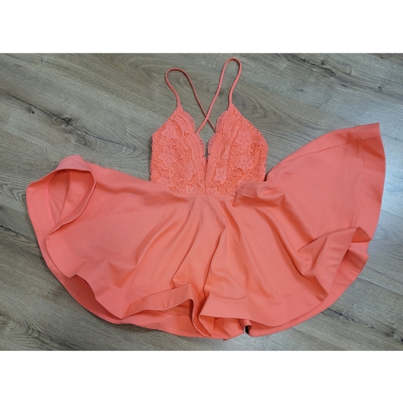 Luxxel women's coral dress size small - Picture 9 of 9